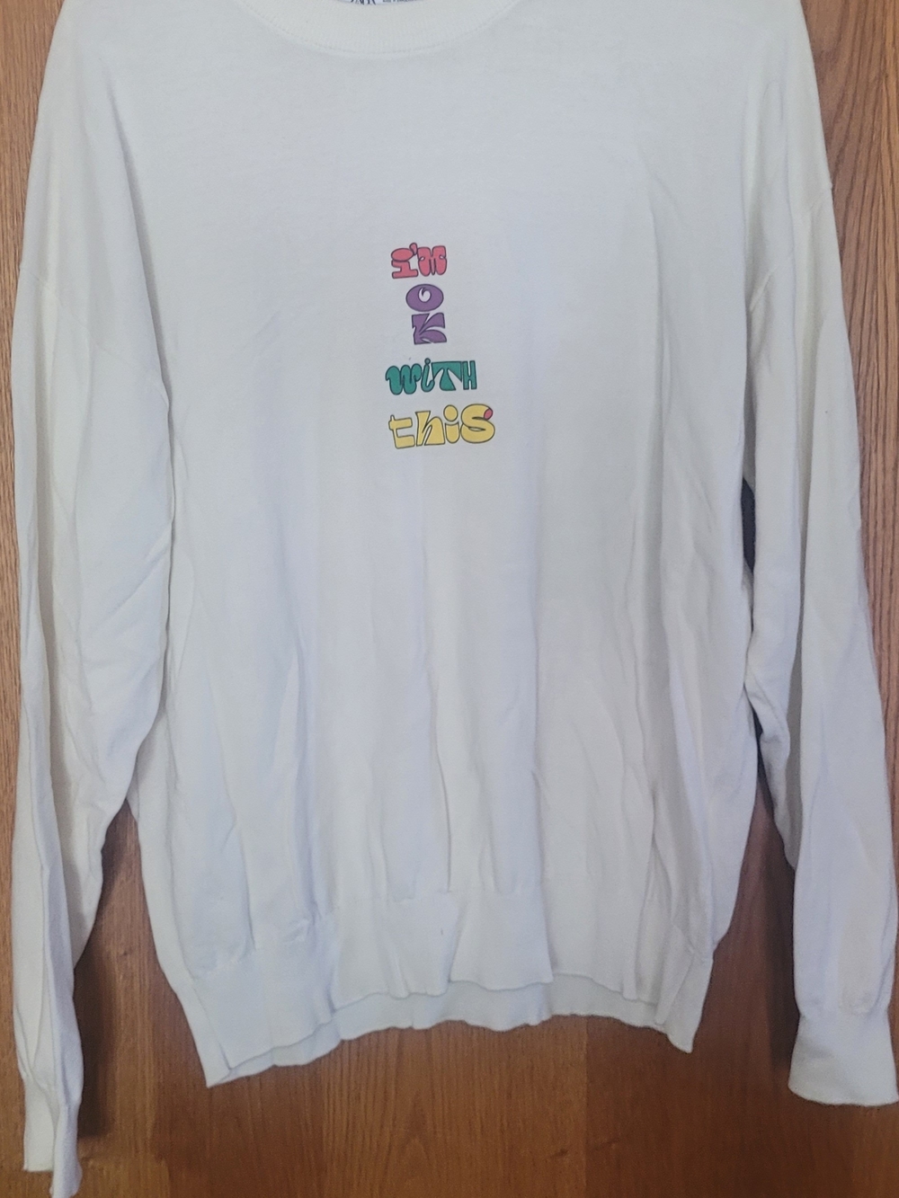 Zara White Crewneck Sweater with Small Multicolor Chest Graphic
